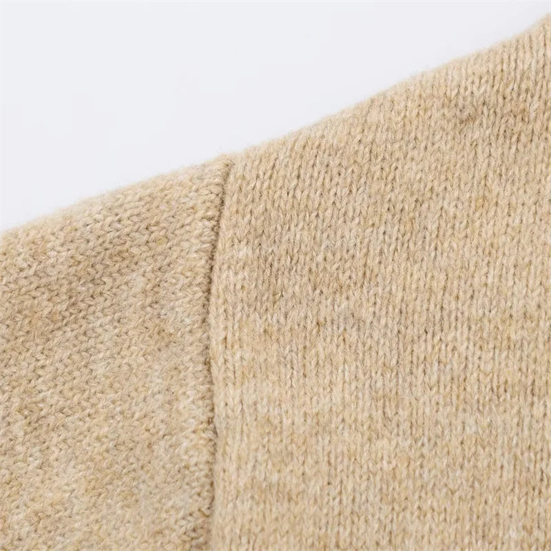 هودي نسائي محبوك جذاب وعصري لخريف 2025