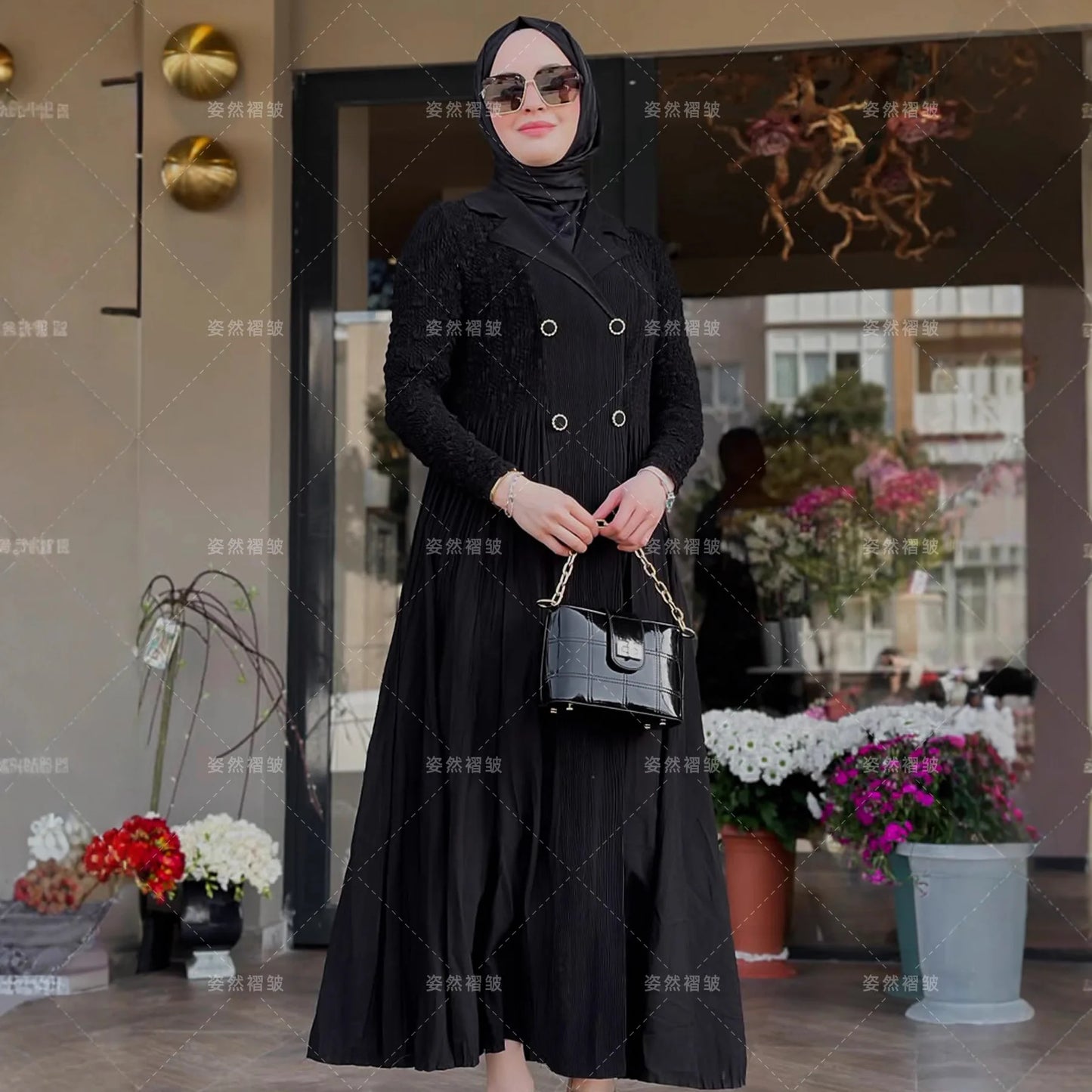 2025 Autumn Women's Fashion Dress Robe New Black Elegant Temperament Miyake Crumpled Long Skirt