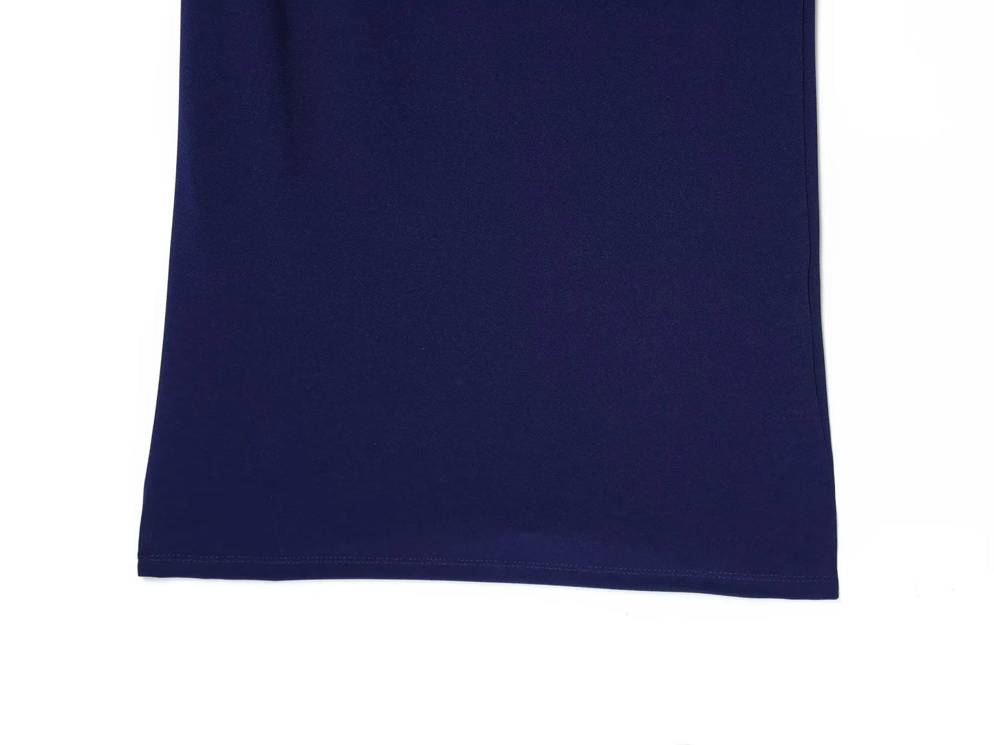 European-style new women's fashion dress, versatile and elegant, solid color, simple and slimming, with a belt and pleats.