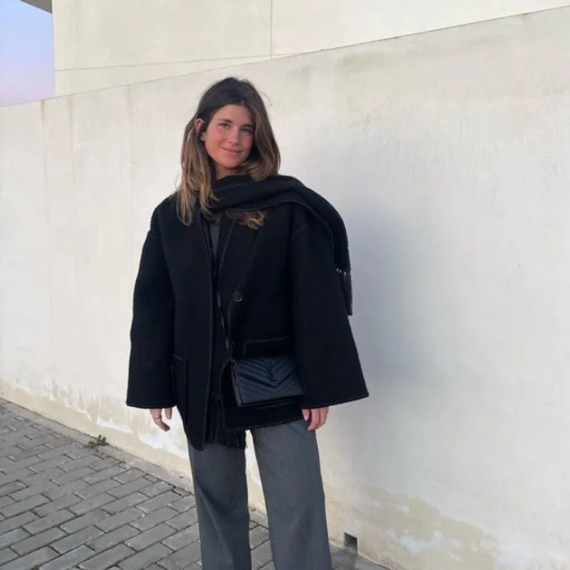 Women's fashion woolen coat for autumn/Winter 2024