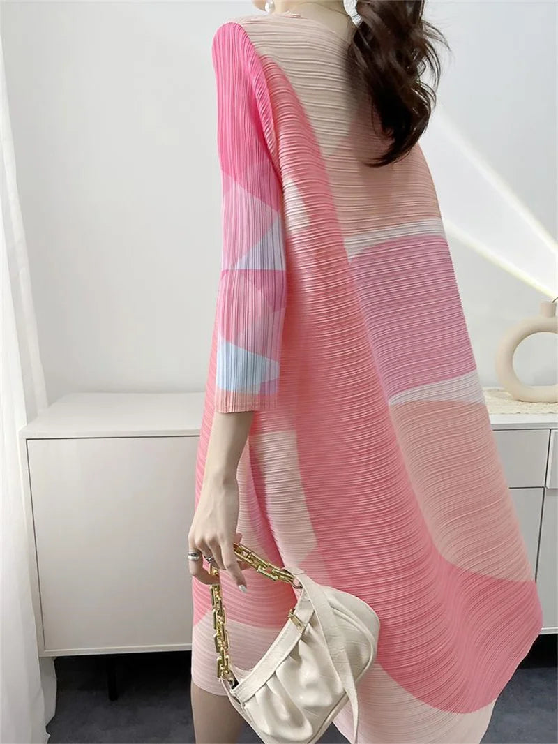 فساتين نسائية فساتين سهرة جديدة جميلة مطبوعة فستان مطوي عصر الصيف مقاسات كبيرة موضة منتصف العام تنورة طويلة نسائية فضفاضة