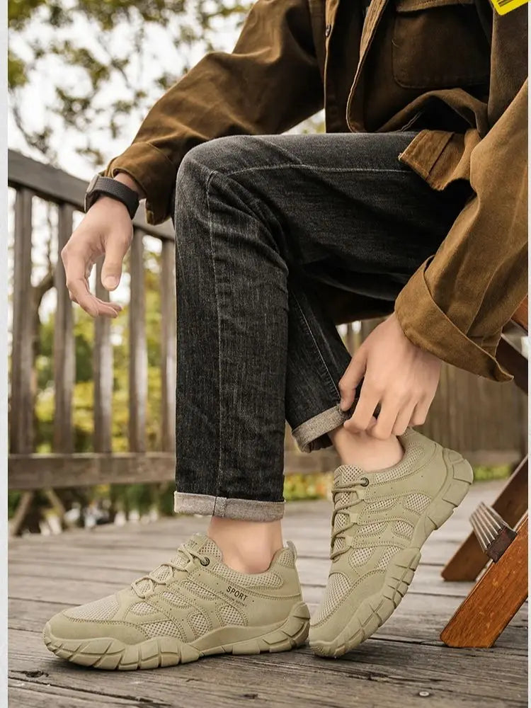 أحذية رياضية رجالية جديدة غير رسمية صيفية خفيفة مريحة ذات نعل ناعم في الهواء الطلق زيادة الارتفاع أحذية رياضية غير رسمية مضادة للانزلاق