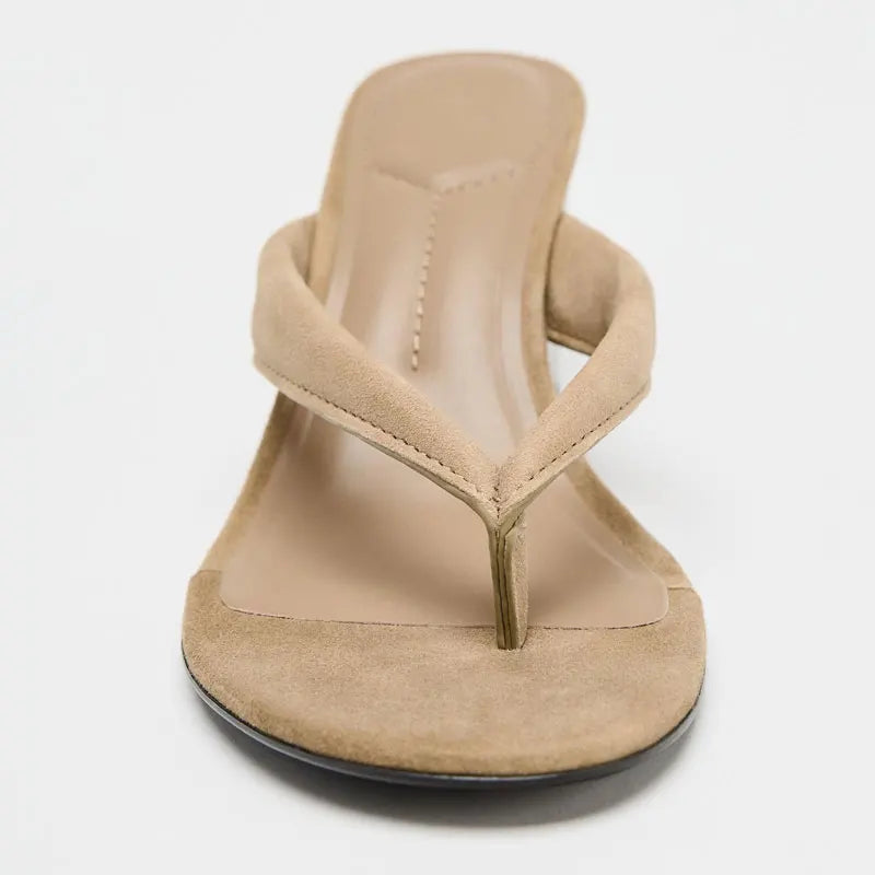 Fashion Round Clip Toe Thin Low Heels Women Slippers Outdoor Casual Sandals 2025 New Summer Flip Flops Shoes