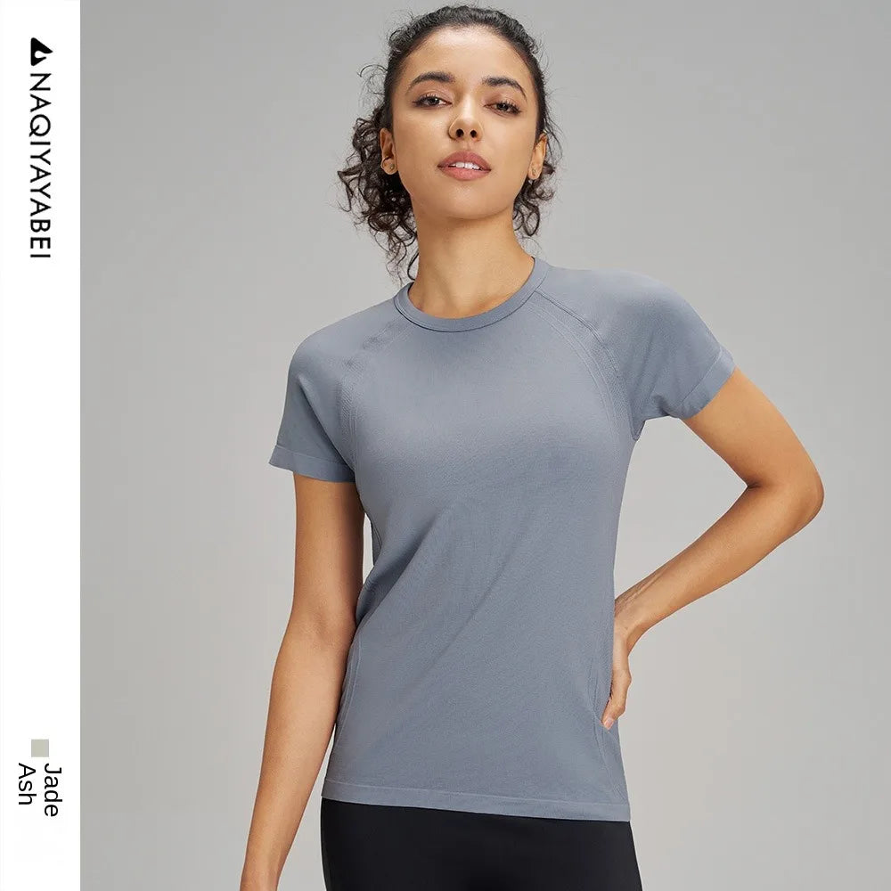 Outdoor yoga T-shirt, quick drying solid color sportswear, casual running, quick drying fitness training, short sleeved women