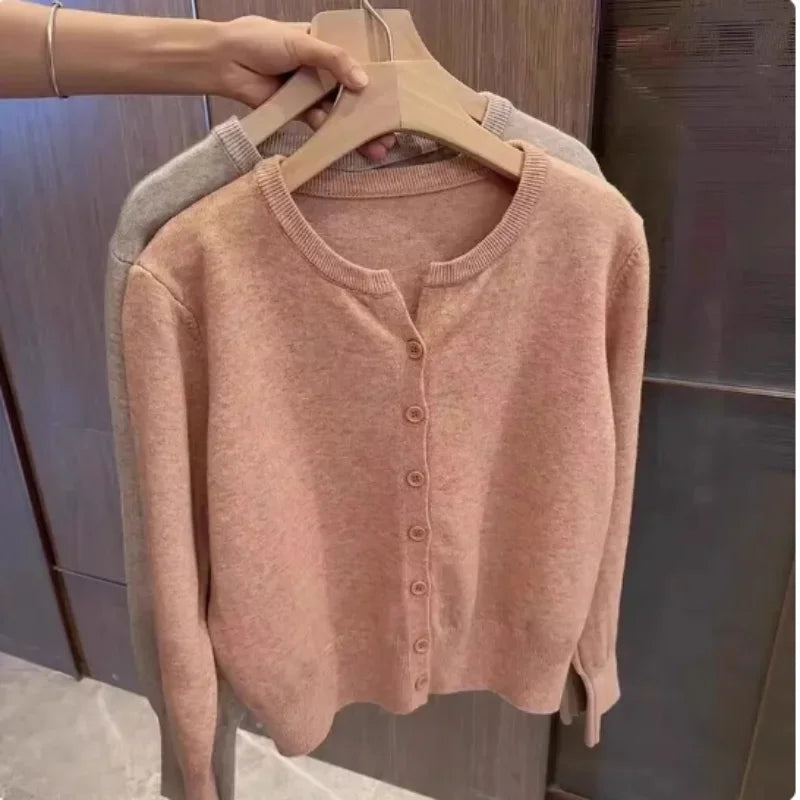 2025 New Fashion Women's Fleece Knit Loose Short Cashmere Sweater Round Neck Warm Korean Sle Casual Female Sweater Top Cloting SwiftNest