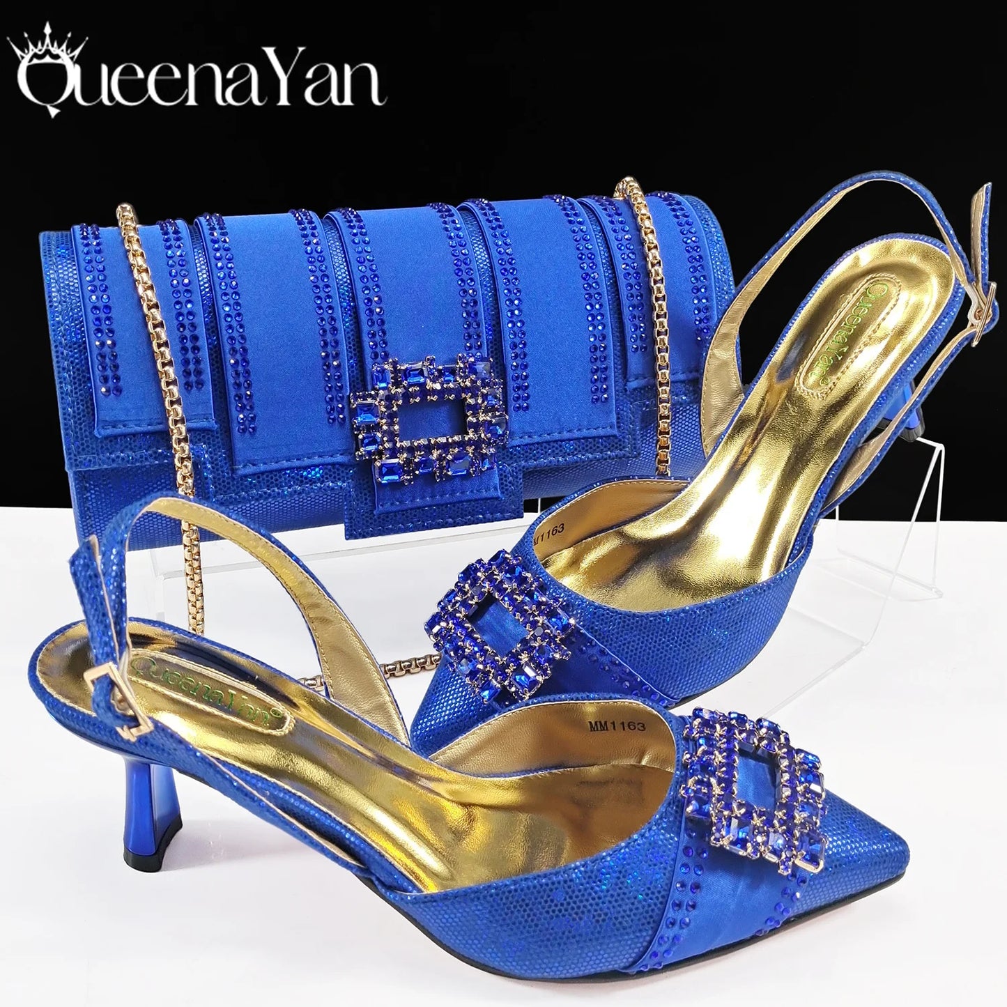 حذاء سهرة بتصميم إيطالي أنيق مع مقدمة مدببة وحقيبة كلاتش متناسقة، حذاء نسائي أنيق للمناسبات الخاصة