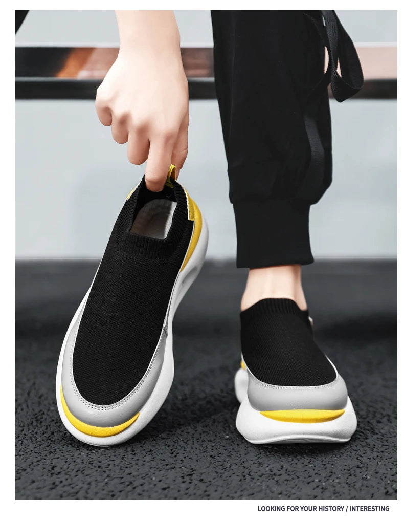 Summer New Sports Shoes Men's Socks Breathable Mesh Running Shoes Black Slip-On Slip-Ons Men's Casual Driving Shoes Suitable for Outdoor