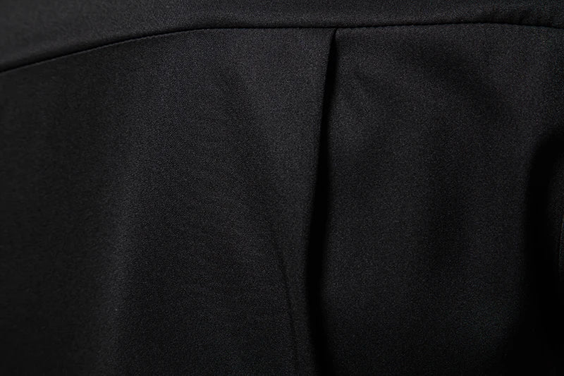 قميص رجالي عصري بياقة واقفة وأزرار مائلة وأكمام طويلة غير منتظمة مناسب للأعمال والمهرجانات