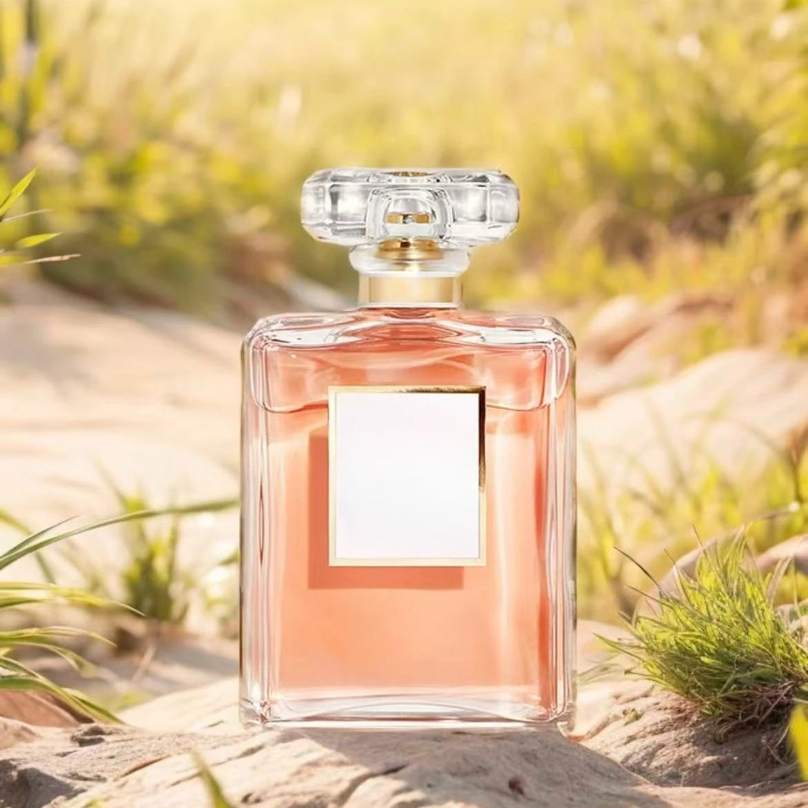 100ml  Brand Perfume boasts an elegant sophisticated gentle scent perfect for everyday wear work banquets and formal occasions