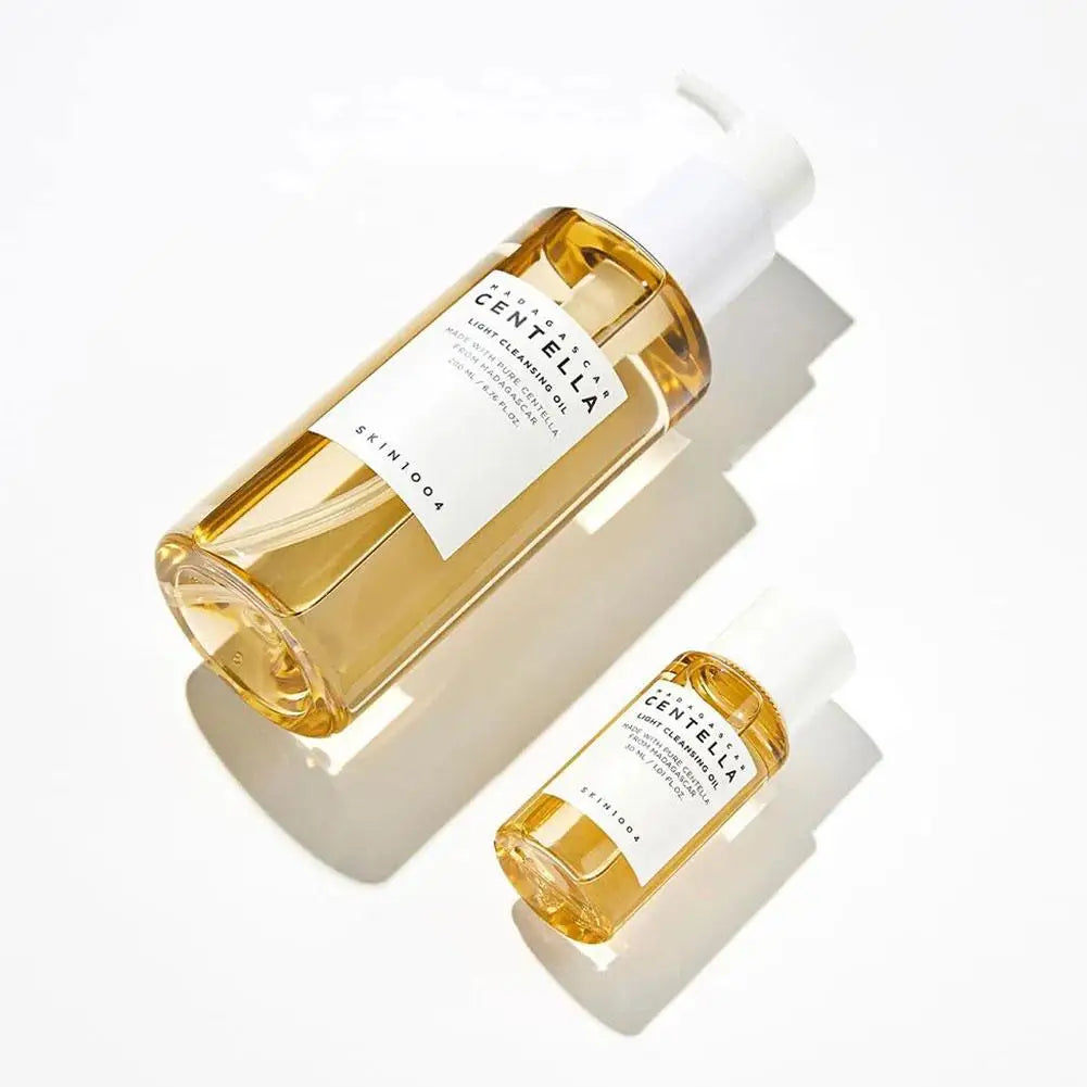 مجموعة العناية بالبشرة للسفر من SKIN1004 Centella Asiatica، تونر مرطب وخلاصة، تونر ومنظف وأمبولة، كريم مهدئ وزيت عطري