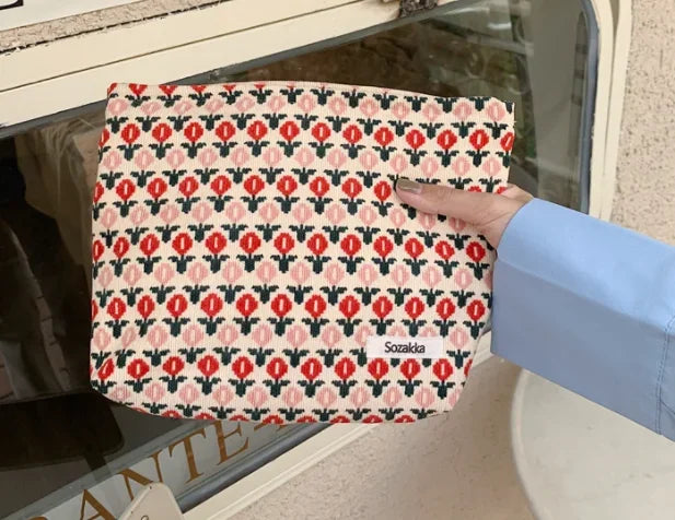 حقيبة مستحضرات تجميل نسائية، حقيبة مكياج مزخرفة بالورود، حقيبة مستحضرات تجميل مطرزة على الطراز الكوري، حقيبة أدوات الزينة للسفر، حقيبة مستحضرات تجميل من قماش مخملي