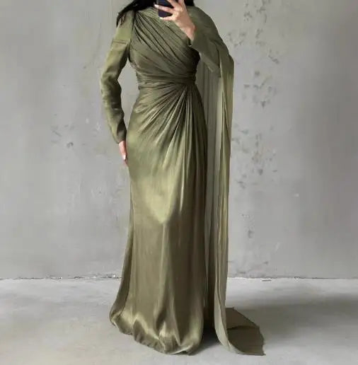 فستان نسائي عصري 2025، أحدث تصميمات المبيعات الساخنة، فستان نسائي أنيق غير منتظم، فستان أخضر ضيق