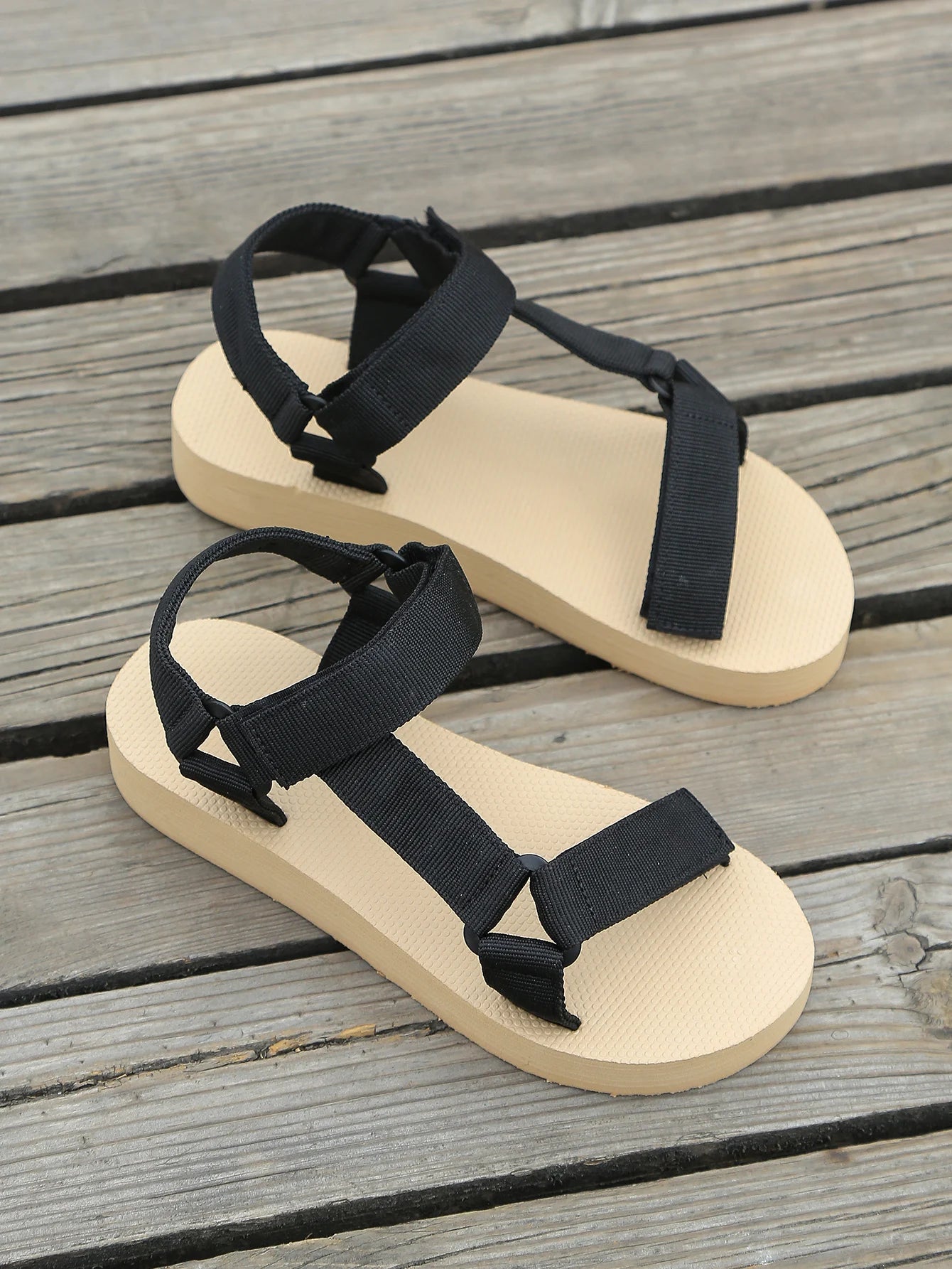 Women's fashion trend non-slip wear-resistant comfortable Velcro flat sandals