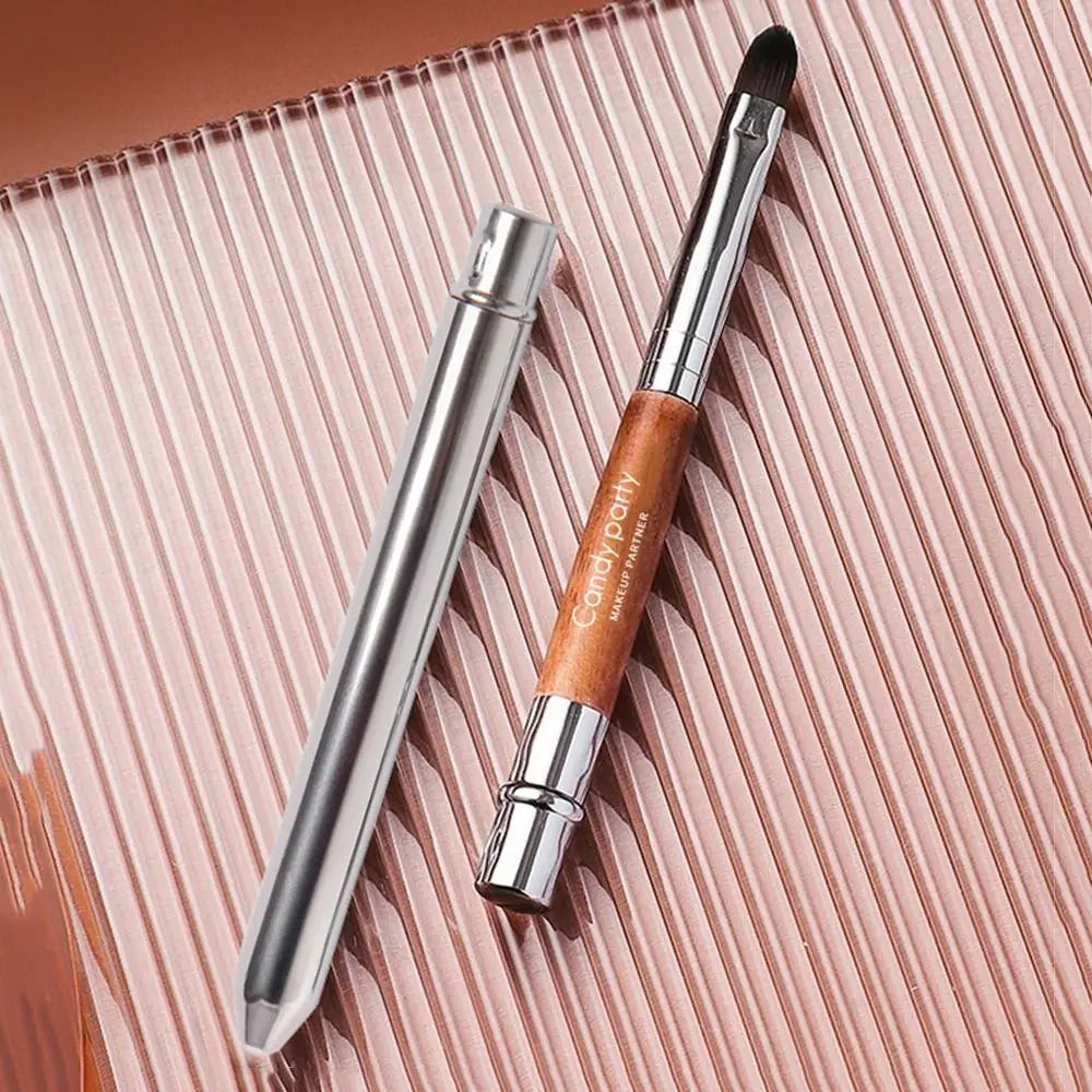 Makeup Brush Women Beauty Lip Gloss Brush with Protect Cap Lady Lipstick Brush Lip Brush Cosmetic Brush Concealer Brush