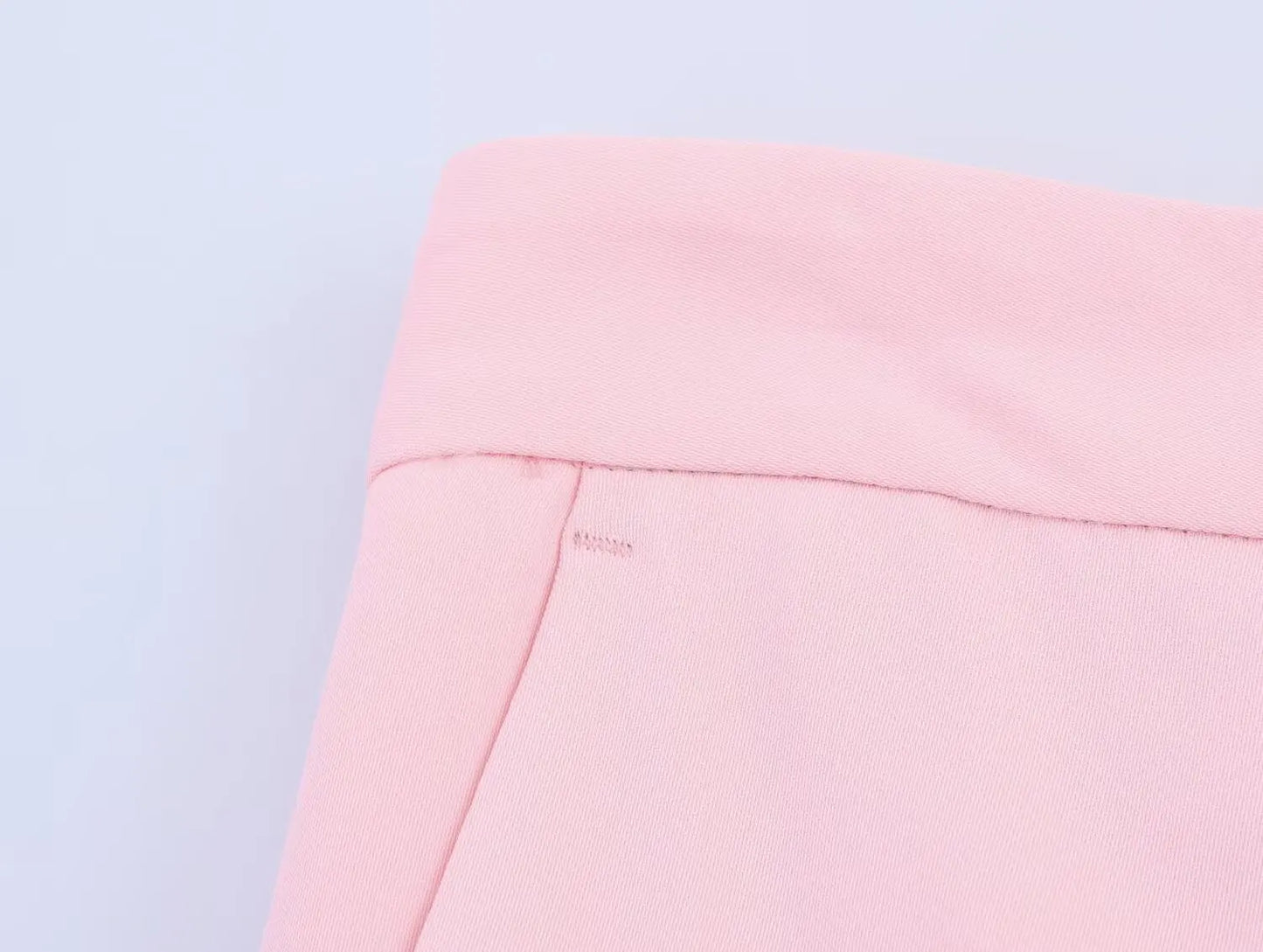 طقم نسائي وردي من HH Fashion، يتكون من سترة ريشية بياقة مطوية وأكمام طويلة وصدر واحد + بنطال طويل بسحاب وجيوب وخصر مرتفع