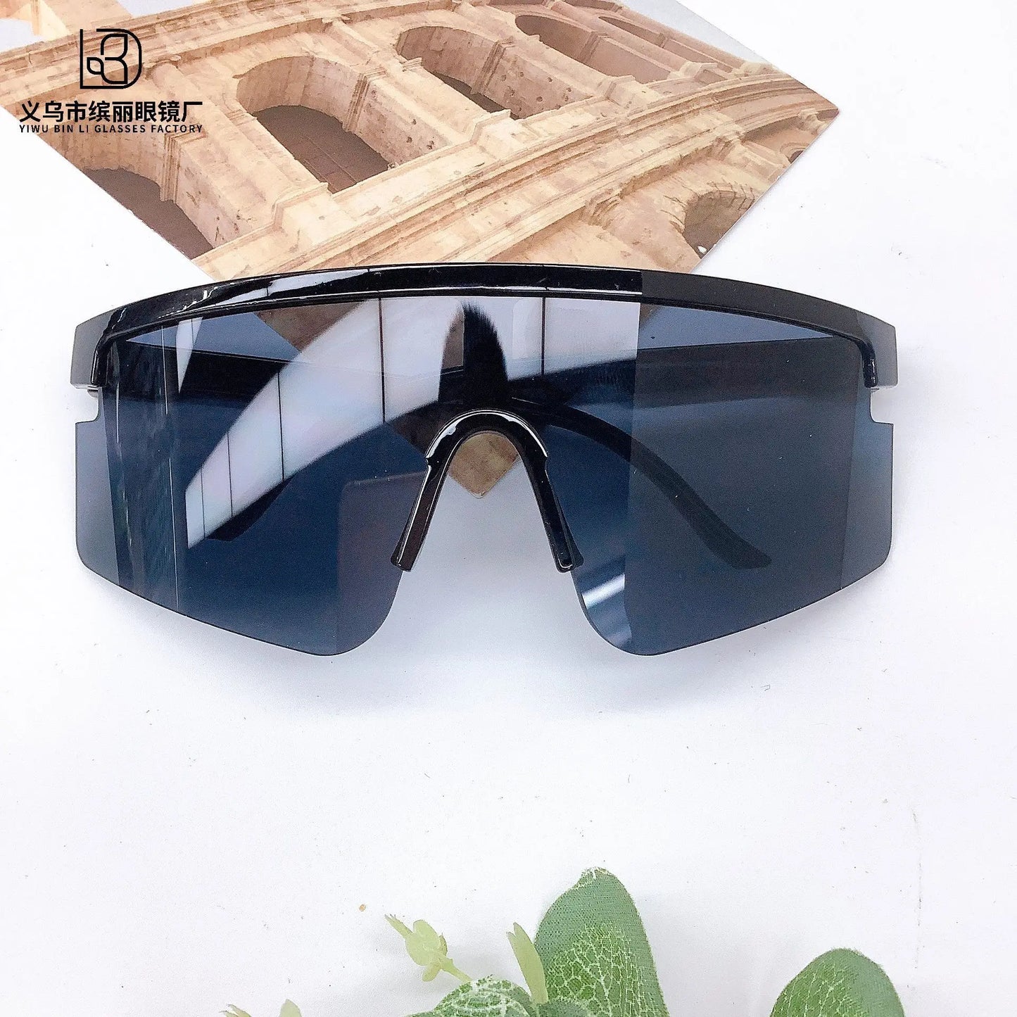 New Fashion Sports Glasses Sunscreen And Windproof Children's Outdoor Cycling Goggles Sunglasses