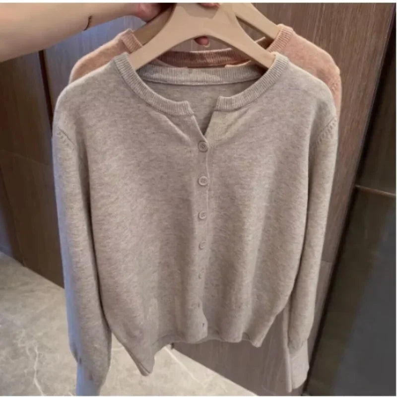 2025 New Fashion Women's Fleece Knit Loose Short Cashmere Sweater Round Neck Warm Korean Sle Casual Female Sweater Top Cloting SwiftNest