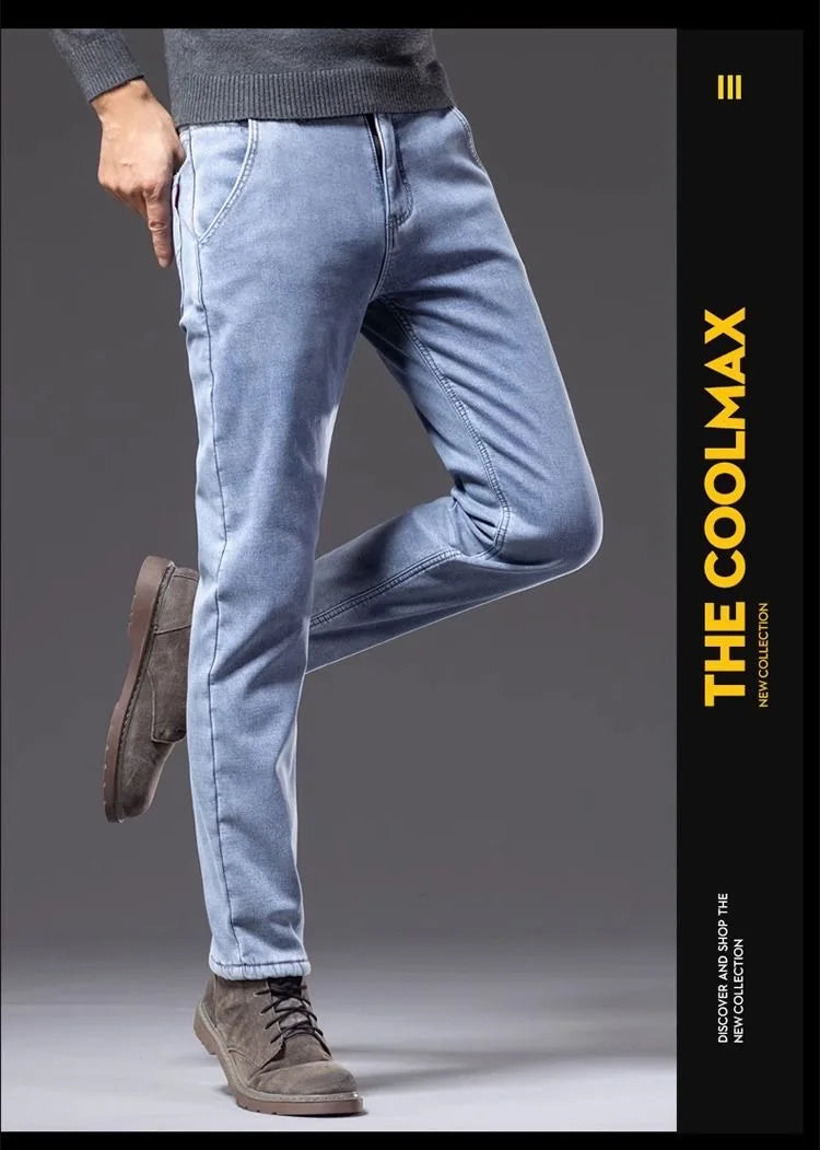 اتجاه جديد للموضة في الخريف والشتاء مع الصوف السميك والجينز الأزرق الدافئ ذو الساق المستقيمة للرجال الرياضيين غير الرسميين والجينز عالي الجودة