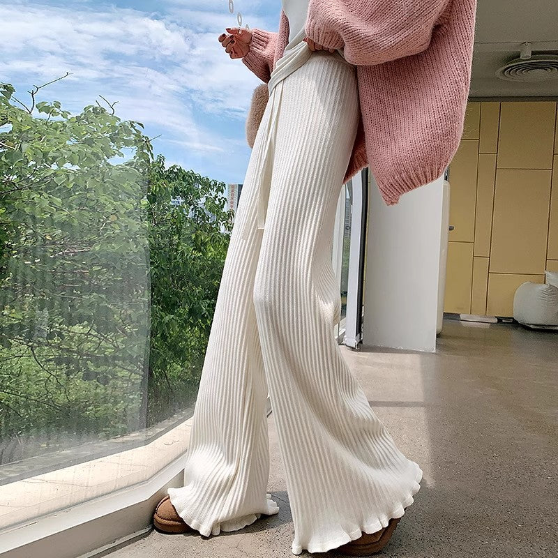 Women's Loose, Laid-back Flared Pants With Ruffled Hems